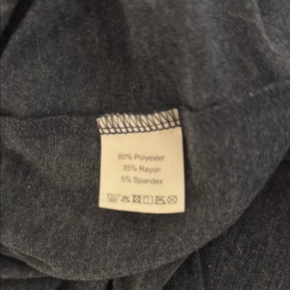 3 Women’s T-Shirts XL - Picture 3 of 9